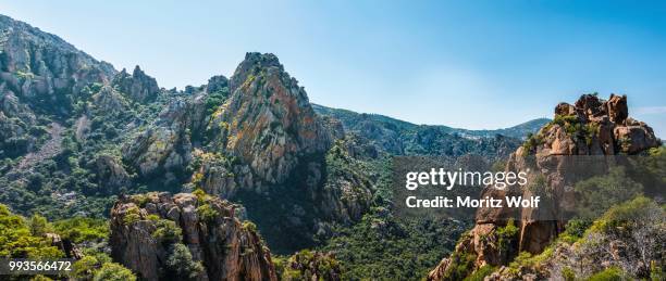 rock formations, calanche di piana, les calanques de piana, gulf of porto, corse-du-sud, corsica, france - centre du terrain stock pictures, royalty-free photos & images