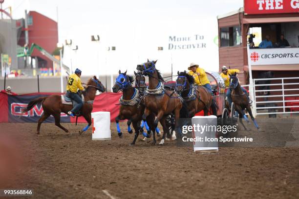 Chuck Ward Racing 232 Chuckwagon Racing Stock Photos, High-Res Pictures, and Images ...