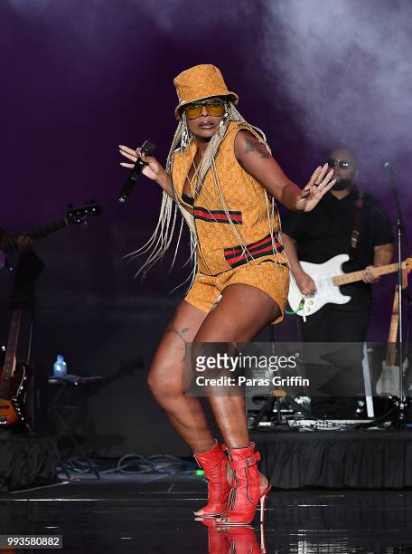 Mary J. Blige performs onstage during the 2018 Essence Festival -Day 2 at Louisiana Superdome on July 7, 2018 in New Orleans, Louisiana.