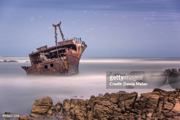 wreck of the meishu maru - malan stock-fotos und bilder