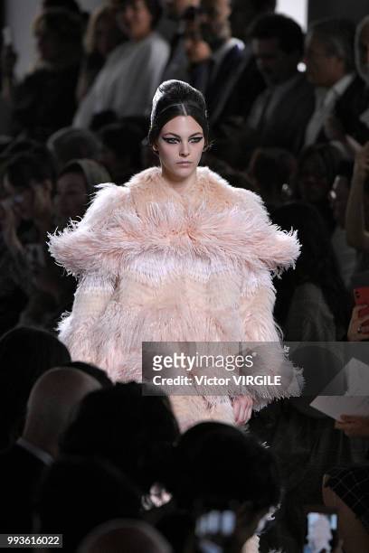 Vittoria Ceretti walks the runway during the Fendi Couture Haute Couture Fall Winter 2018/2019 fashion show as part of Paris Fashion Week on July 4,...
