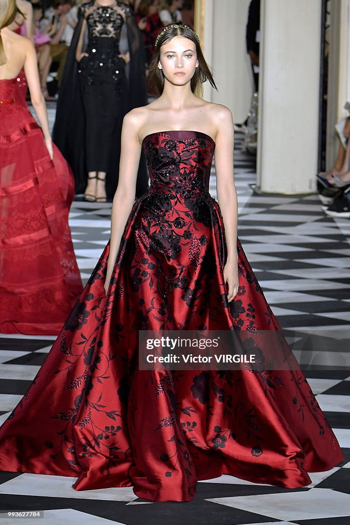 Zuhair Murad : Runway - Paris Fashion Week - Haute Couture Fall Winter 2018/2019