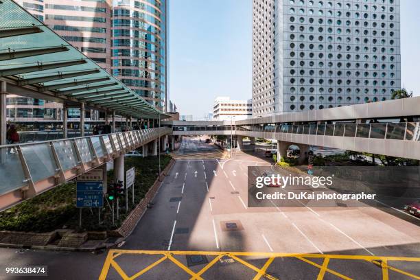 hong kong central road - dukai stock pictures, royalty-free photos & images