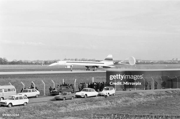 Concorde First Prototype 13,965 Tony H Stock Photos, High-Res Pictures, and Images - Getty Images