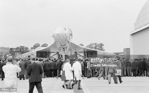 Concorde First Prototype 103 Concorde 002 Prototype Stock Photos, High-Res Pictures, and Images ...