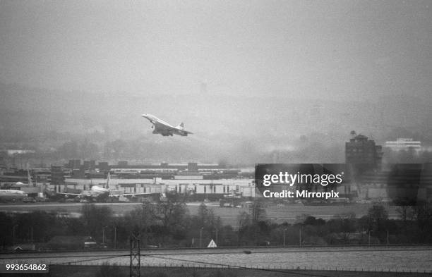 Inaugural commercial flights of the supersonic airliner Concorde on 21st January 1976, seven years after its maiden test flight. One British Airways...