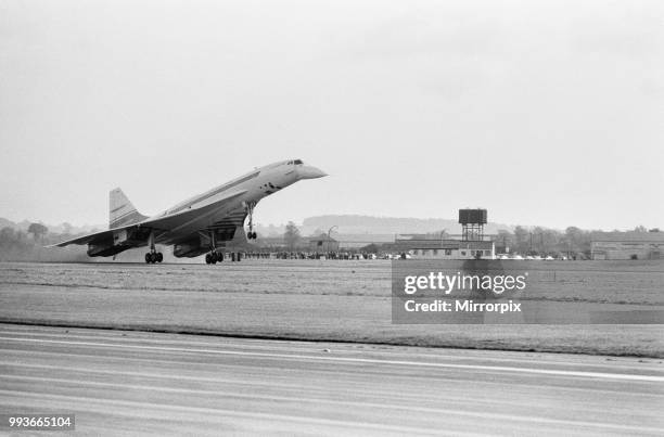 Concorde First Prototype 101 Concorde 002 Prototype Stock Photos, High-Res Pictures, and Images ...