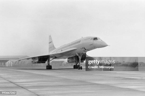 Concorde First Prototype 101 Concorde 002 Prototype Stock Photos, High-Res Pictures, and Images ...