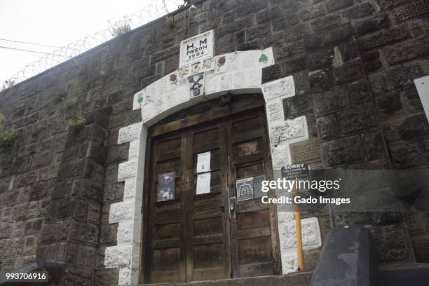 facade of napier prison - napier stockfoto's en -beelden