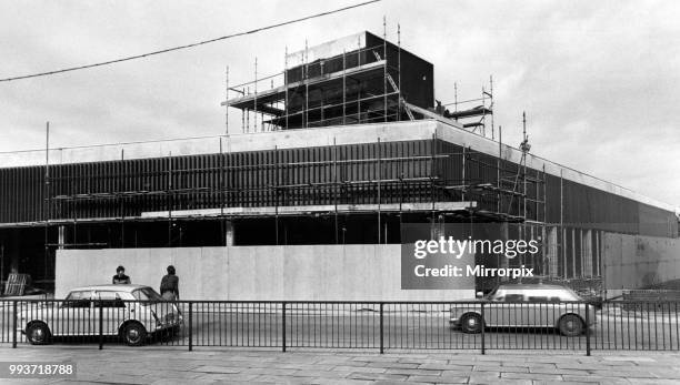 Birkenhead's new superstore nearing completion, 23rd March 1976.