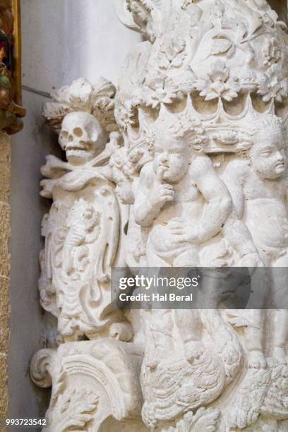 stone carved interior decoration in otranto cathedral - otranto stock pictures, royalty-free photos & images
