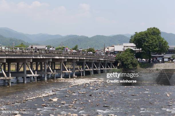 渡月橋京都、日本 - 渡月橋 ストックフォトと画像