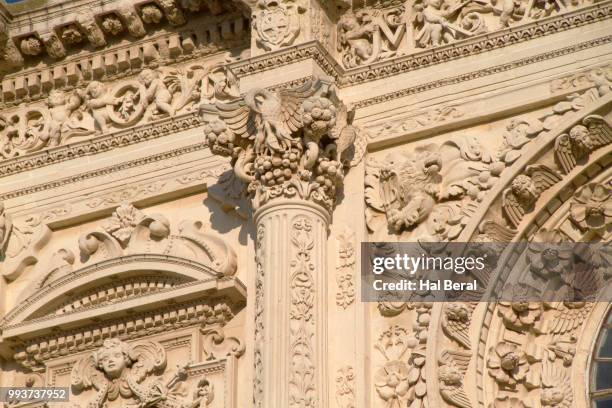 baroque decoration ob the facade of the basilica of santa croce - croce stockfoto's en -beelden