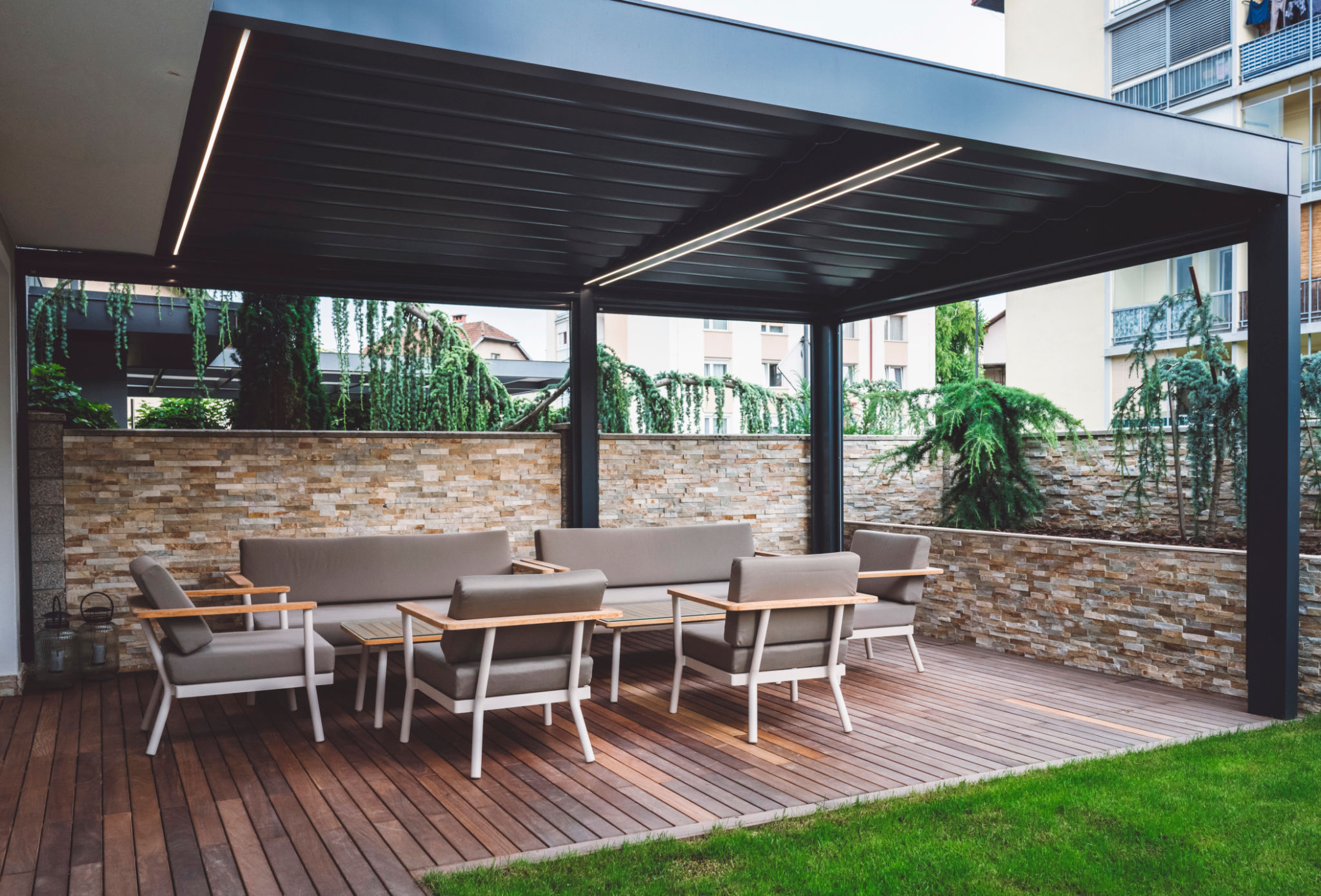 outdoor seating area