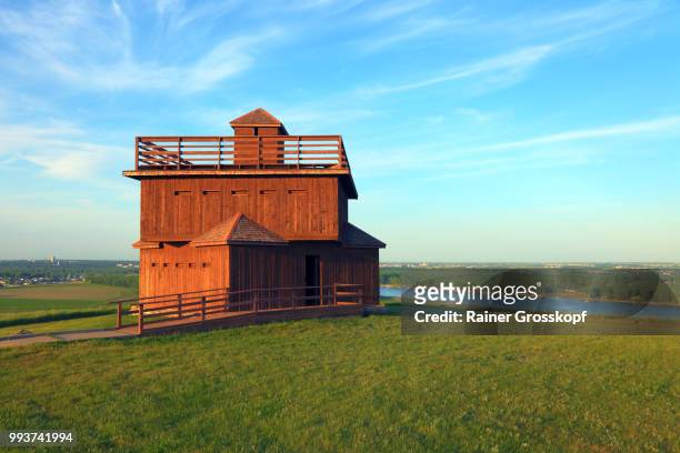 infantry post and watch tower in ft. abraham lincoln - rainer grosskopf foto e immagini stock