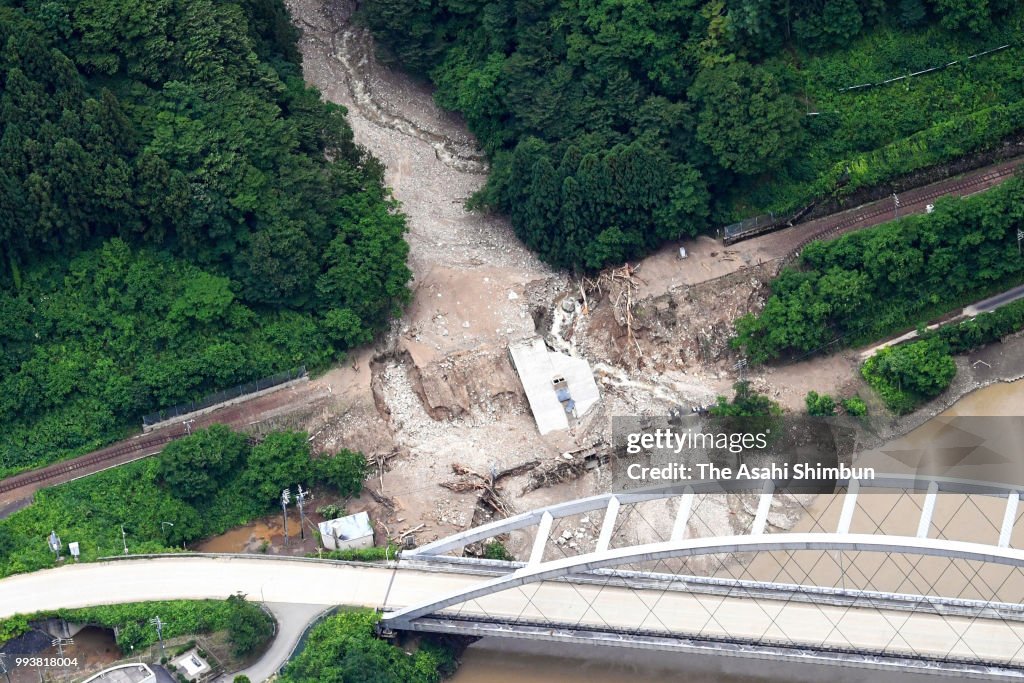77 Dead, 87 Missing As Heavy Rains Pound Western Japan