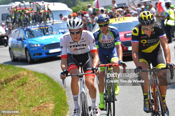 Dion Smith of New Zealand and Team Wanty Groupe Gobert / Michael Gogl of Austria and Team Trek Segafredo / Sylvain Chavanel of France and Team Direct...