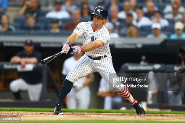 Brett Gardner of the New York Yankees in action against the Atlanta Braves at Yankee Stadium on July 3, 2018 in the Bronx borough of New York City....