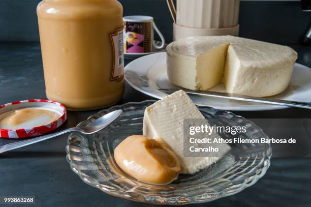 dulce de leche and cheese - leche stock-fotos und bilder