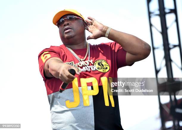 728 Rapper E 40 Stock Photos, High-Res Pictures, and Images - Getty Images