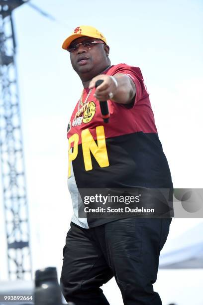 728 Rapper E 40 Stock Photos, High-Res Pictures, and Images - Getty Images