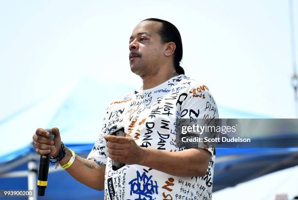 Be Free Rapper Free (Rapper) Photos and Premium High Res Pictures - Getty Images
