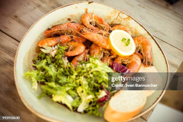 shrimp platter (seafood) - seafood platter stock pictures, royalty-free photos & images