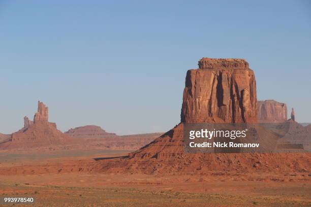 __monument valley__ - romanov stock pictures, royalty-free photos & images