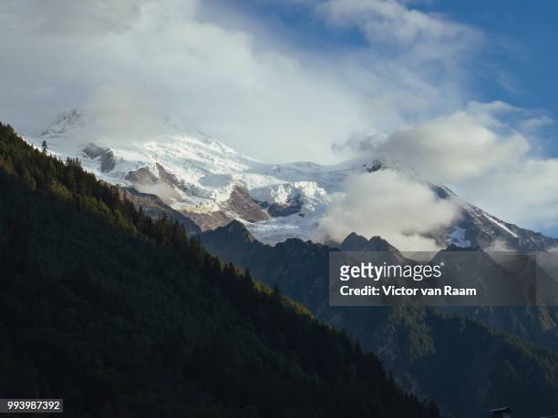 chamonix mont blanc - raam stock pictures, royalty-free photos & images