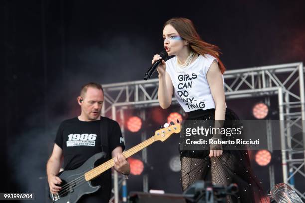 Iain Cook and Lauren Mayberry of CHVRCHES perform on stage during TRNSMT Festival Day 5 at Glasgow Green on July 8, 2018 in Glasgow, Scotland.