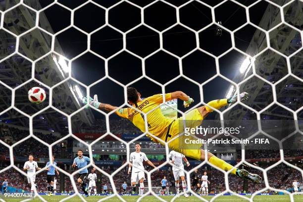 Edinson Cavani of Uruguay scores his team's second goal past Rui Patricio of Portugal during the 2018 FIFA World Cup Russia Round of 16 match between...