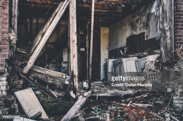 abandoned house interior - demolition film 2015 stock-fotos und bilder