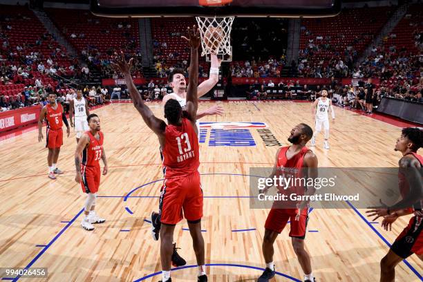 Drew Eubanks of the San Antonio Spurs goes to the basket against the Washington Wizards during the 2018 Las Vegas Summer League on July 8, 2018 at...