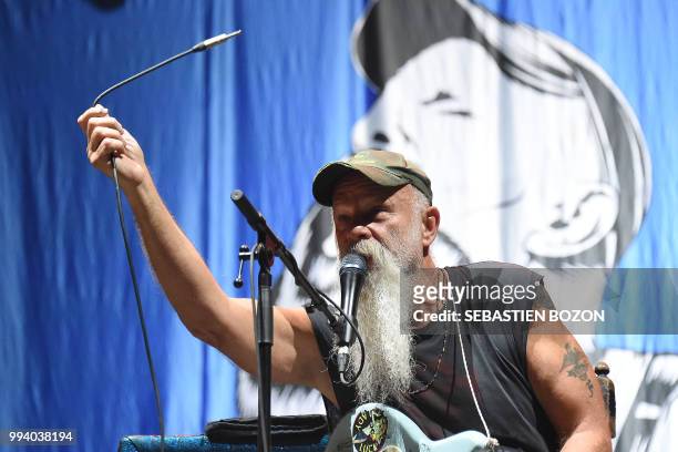 Singer Seasick Steve performs on stage during the 30th Eurockeennes rock music festival on July 8, 2018 in Belfort, eastern France.