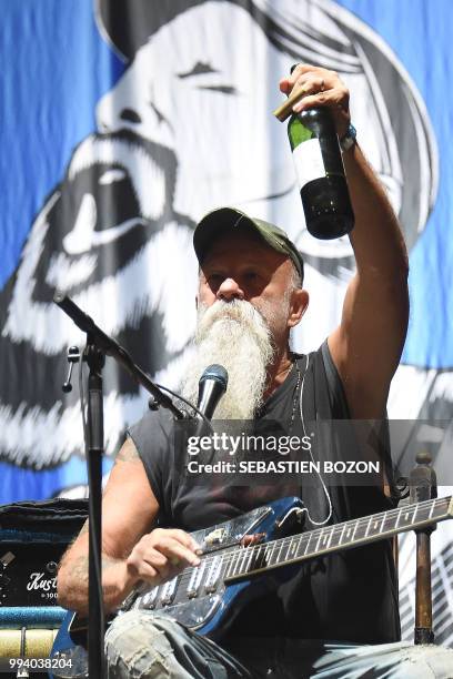 Singer Seasick Steve performs on stage during the 30th Eurockeennes rock music festival on July 8, 2018 in Belfort, eastern France.