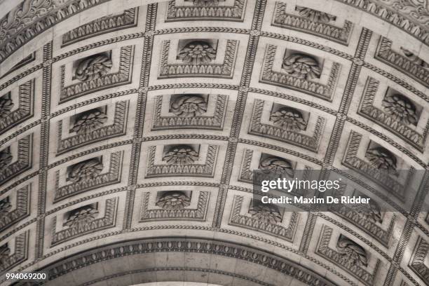 ceiling of the arch. - ridder stock pictures, royalty-free photos & images