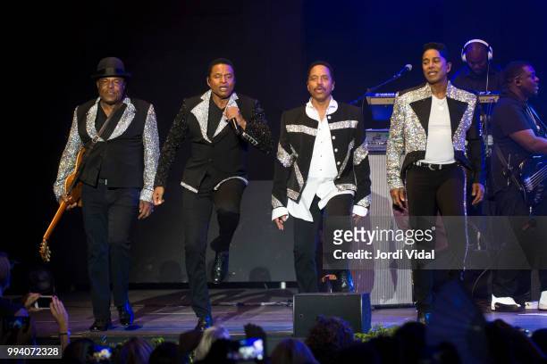 Tito Jackson, Jackie Jackson, Marlon Jackson and Jermaine Jackson of The Jacksons perform on stage during Festival Jardins Palau de Pedralbes on July...