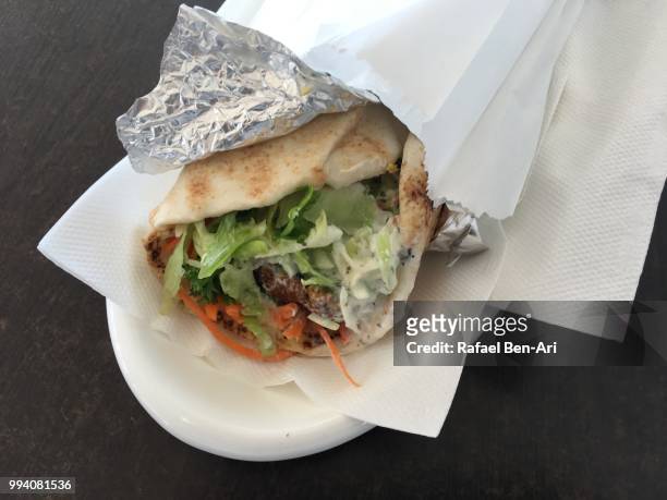 lebanese falafel wrap - rafael ben ari fotografías e imágenes de stock