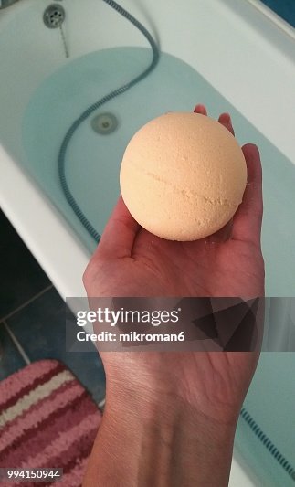 Preparing Relaxing baths using bath bomb Preparing Relaxing baths using bath bomb