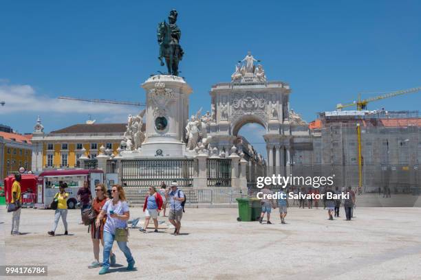 praça de comerçio, lisbon, portugal - praça stock-fotos und bilder