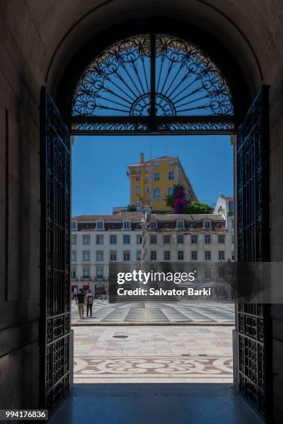 praça de municipio, lisbon, portugal - praça stock-fotos und bilder