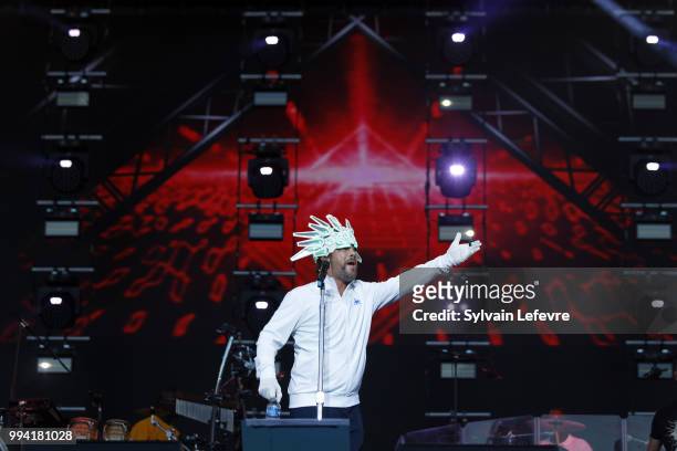 Jamiroquai's singer Jay Kay performs with his band during Arras' Main Square Festival, day three, on July 8, 2018 in Arras, France.