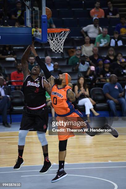 Al Harrington of Trilogy takes a shot against Drew Gooden of 3's Company during week three of the BIG3 three on three basketball league game at...
