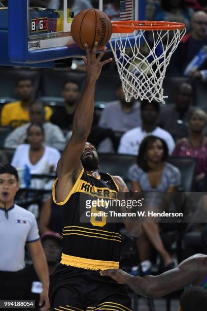 Alan Anderson of Killer 3s throws up a shot against 3 Headed Monsters during week three of the BIG3 three on three basketball league game at ORACLE...