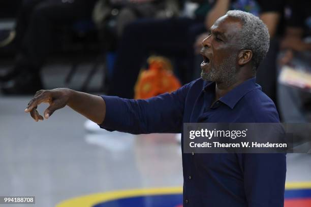 Head coach Charles Oakley of Killer 3s looks on during week three of the BIG3 three on three basketball league game at ORACLE Arena on July 6, 2018...