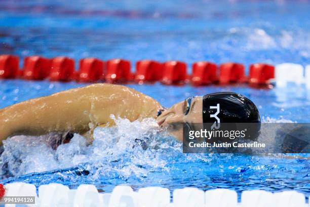 Leah Smith competes in the women's 800m freestyle final at the 2018 TYR Pro Series on July 8, 2018 in Columbus, Ohio.