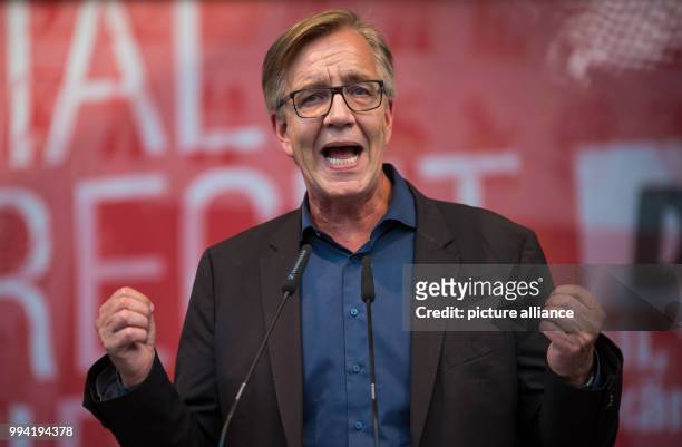Dietmar Bartsch, chairman of Die Linke party and leading candidate of his party for the general elections, speaks at an election campaign event of...