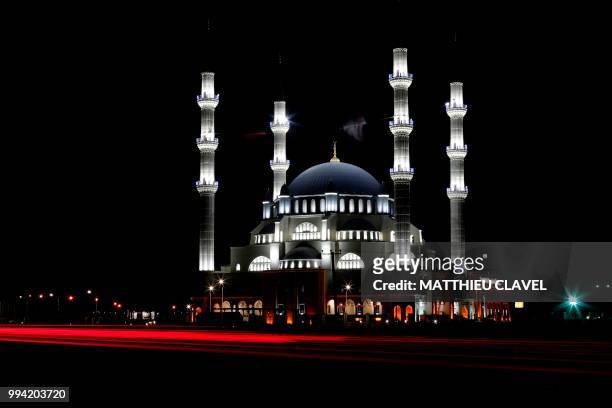 This picture shows the Hala sultan mosque in Haspolat , in the self-proclaimed Turkish Republic of Northern Cyprus , on July 7, 2018. - In the flat...