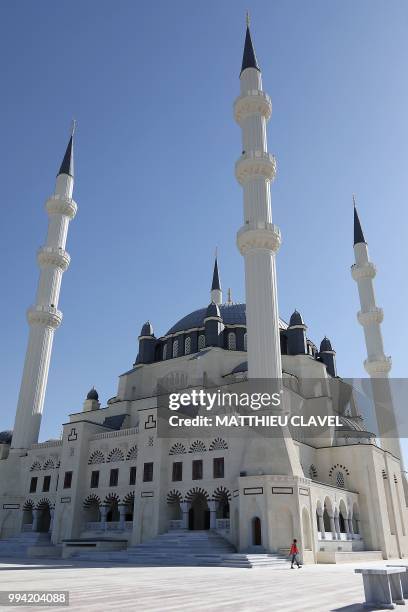 This picture shows the Hala sultan mosque in Haspolat , in the self-proclaimed Turkish Republic of Northern Cyprus , on July 5, 2018. - In the flat...