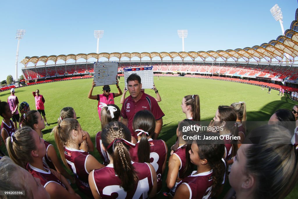 Queensland v Vic Country - 2018 NAB AFLW Under-18 Championships